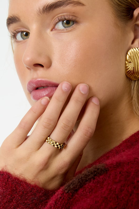 Minimalist Ring